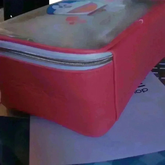 Limited Ed CRÈME SHOP X  DORAEMON LUCKY LUNAR COSMETICS TRAVEL CASE X LARGE - Picture 5 of 13